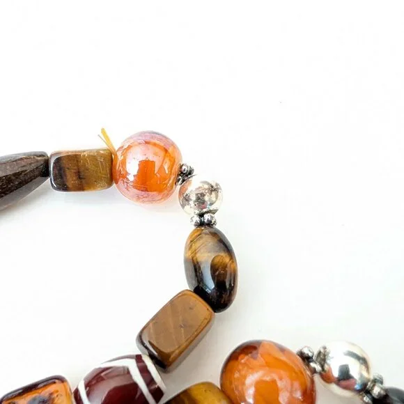 Pair of glass, bead and tiger's eye beaded stretch bracelets - Picture 12 of 12